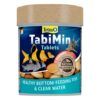 Envase principal del alimento en tabletas Tetra TabiMin para peces de fondo saludables y agua clara en el acuario.