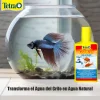 Pez en acuario redondo con agua limpia