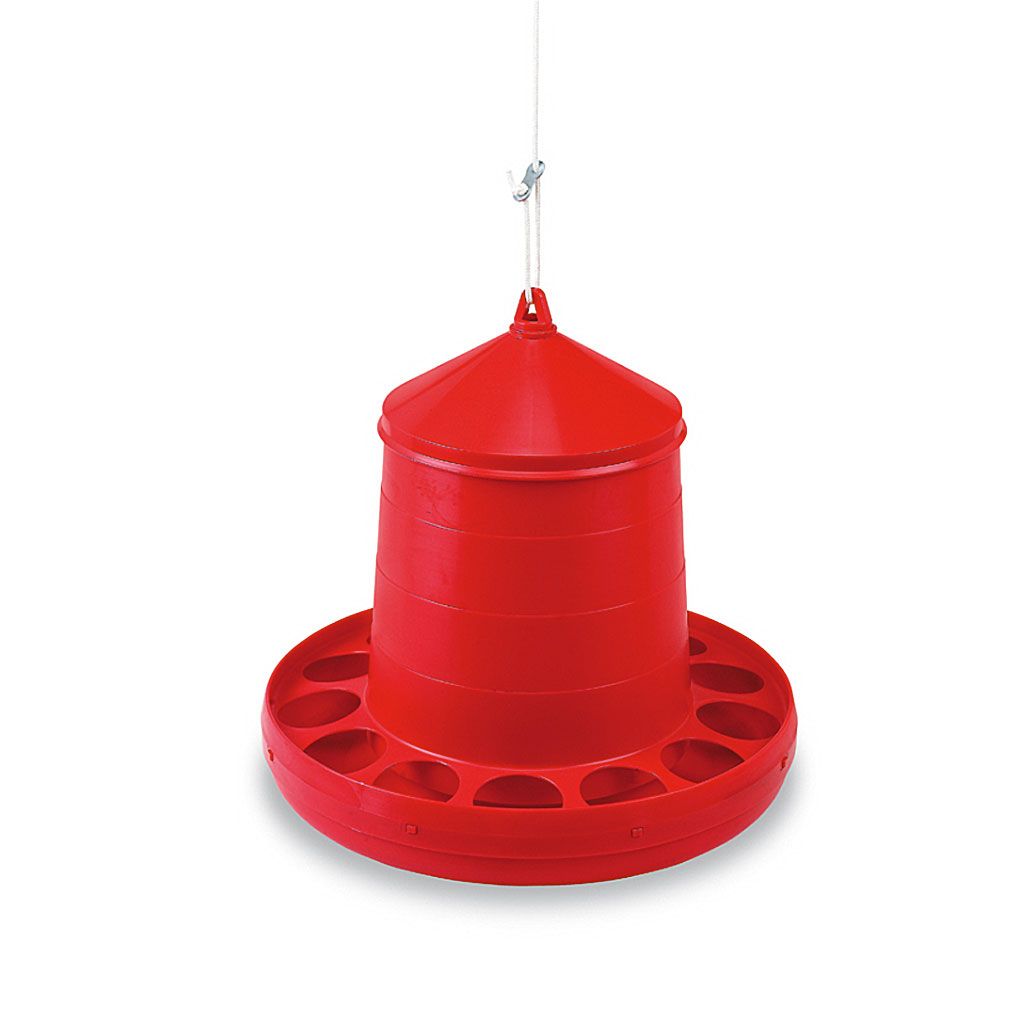 Tolva para aves de granja de 4 kg de capacidad, en color rojo y sistema colgante para fácil instalación.