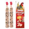 Dos barritas de semillas para loros Versele-Laga Prestige sabor nueces y pasas junto a su empaque.
