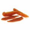 Primer plano de cuatro filetes de pollo deshidratados, unos premios para perros naturales y de alta calidad de Arquivet.
